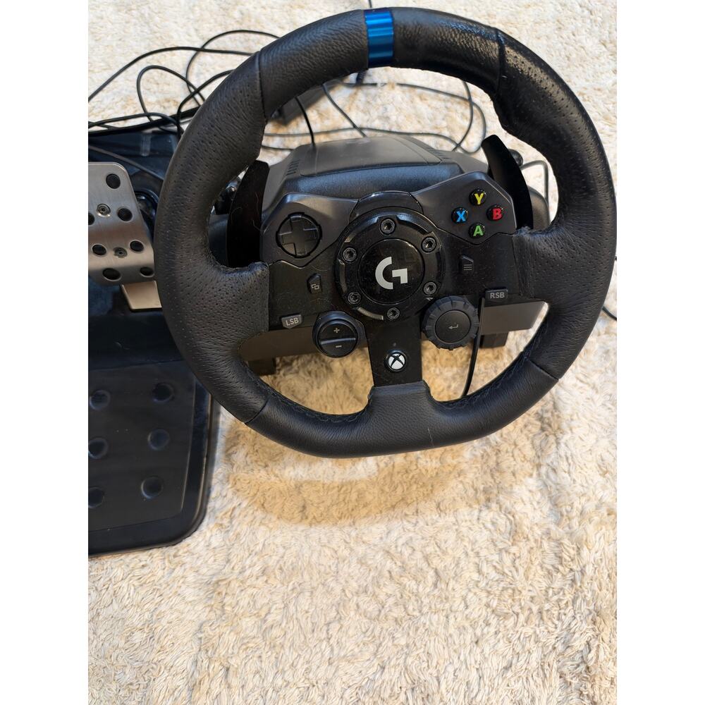 Logitech G923 Racing Wheel & Pedals With All Wires/Connectors - Picture 2 of 4